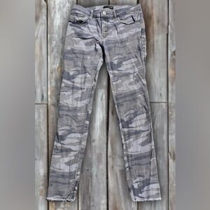 Express Camo Straight Leg Jeans Sz 4